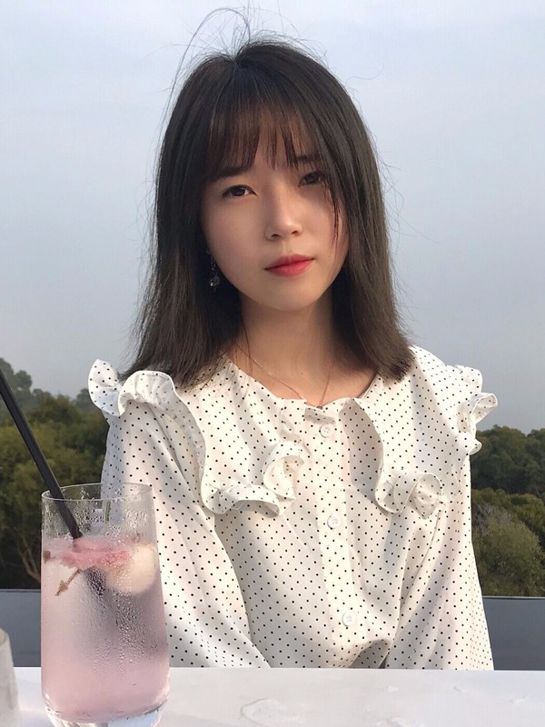 舒*濱